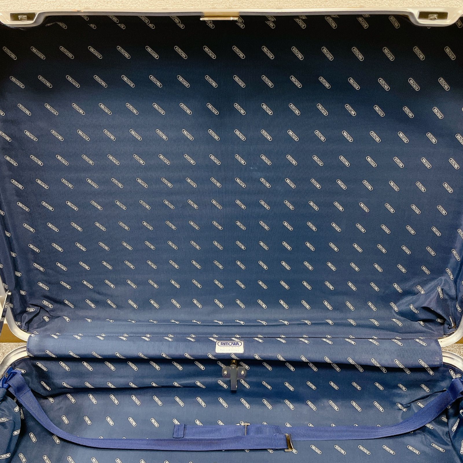 RIMOWA TOPAS プルタブハンドル 2輪 アルミスーツケース 82L