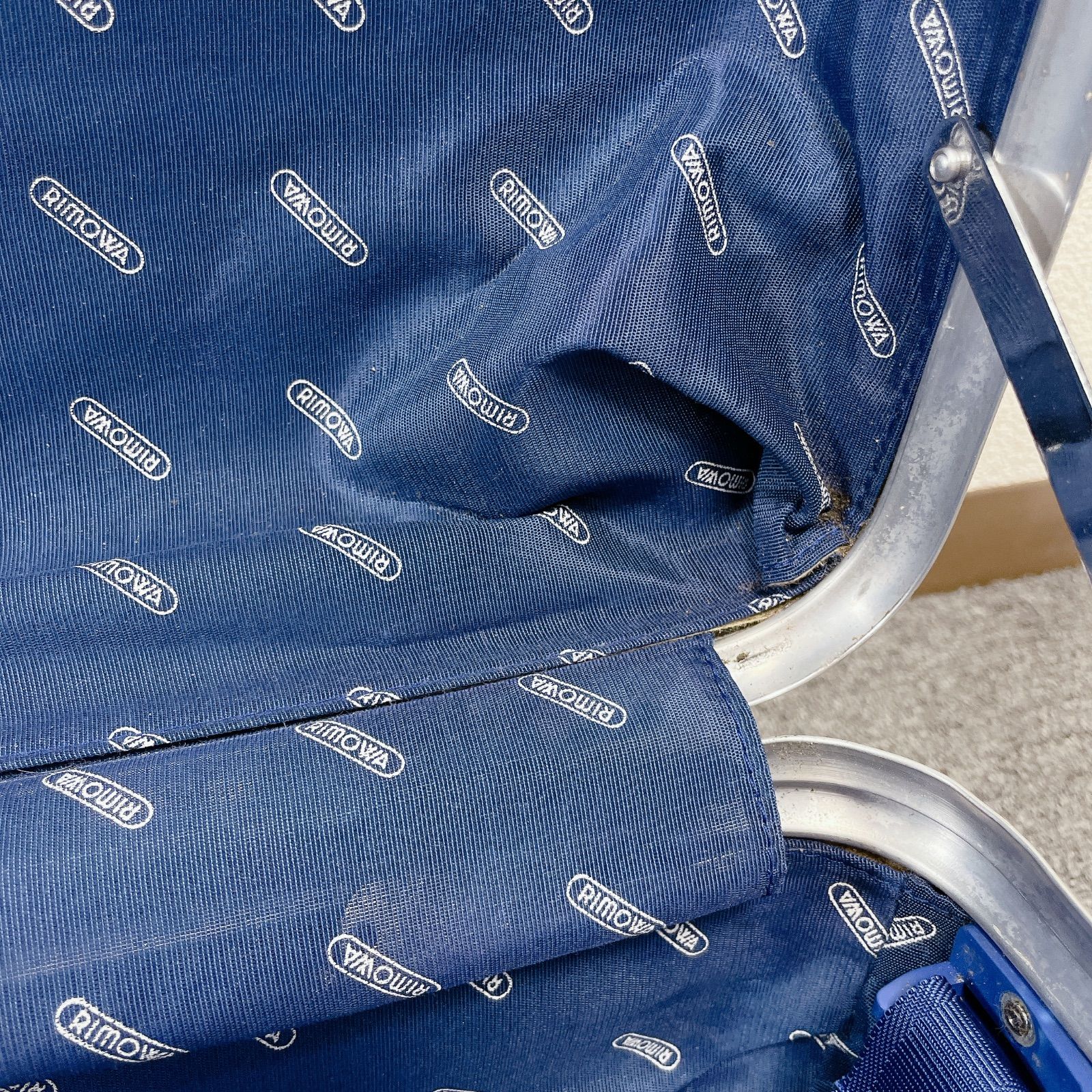 RIMOWA TOPAS プルタブハンドル 2輪 アルミスーツケース 82L