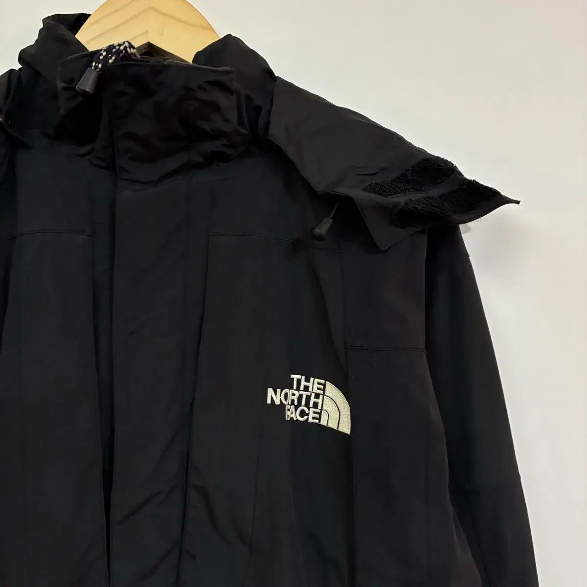 1581 THE NORTH FACE マウンテン ウィンドブレーカー