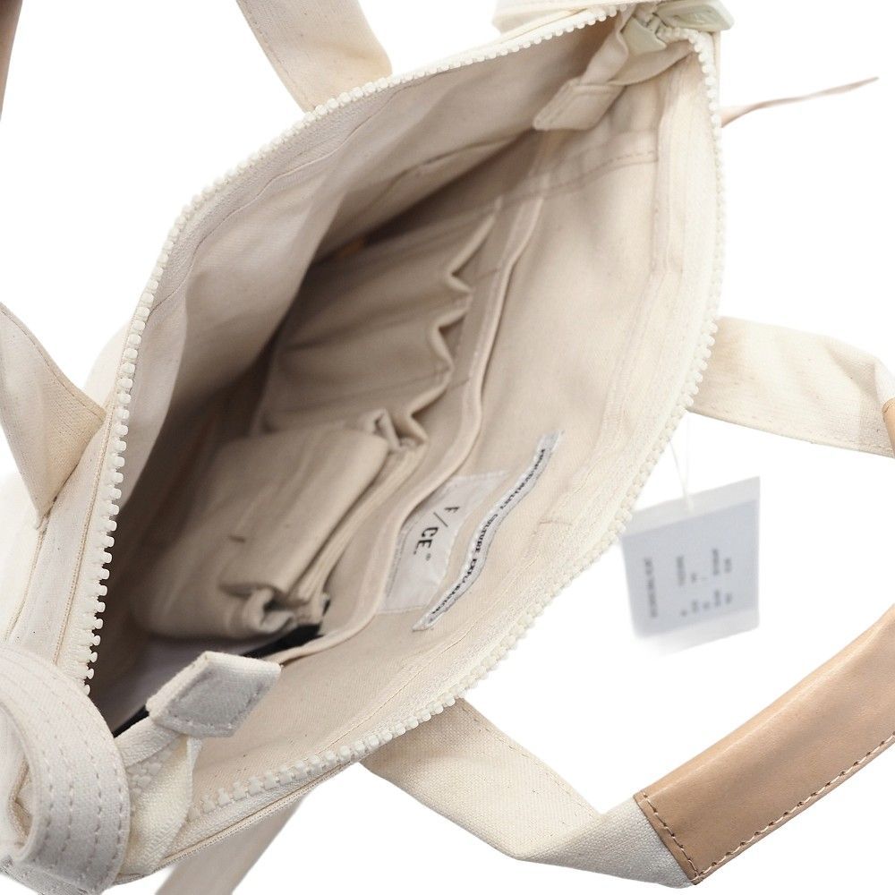 超美品 F/CE. WATER REPELLENT スモール ヘルメットバッグ アイボリー