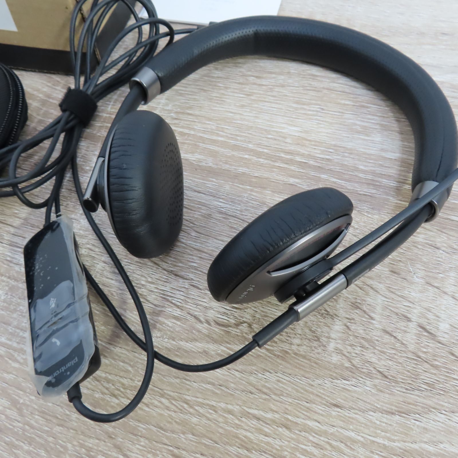 美品 plantronics BLACKWIRE C725 ヘッドセット ブラック 動作品