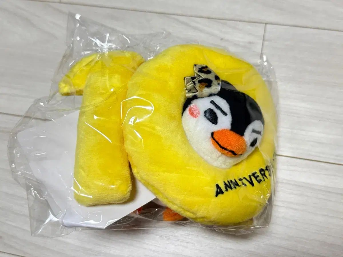 未開封) イ・ジュノ(LEE JUNHO) 10周年 日本 バッグチャーム ペンペン