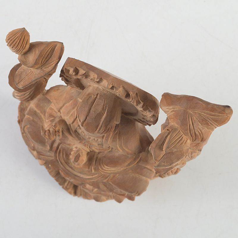 仏教美術 香木 白檀彫刻 観音菩薩像 仏像 置物 C S414 - メルカリ