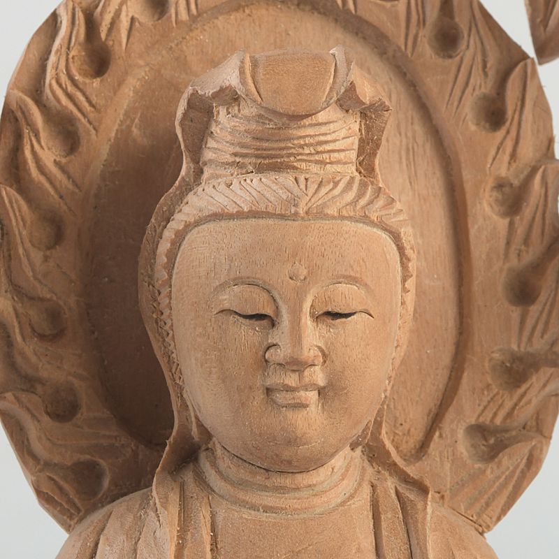 仏教美術 香木 白檀彫刻 観音菩薩像 仏像 置物 C S414 - メルカリ