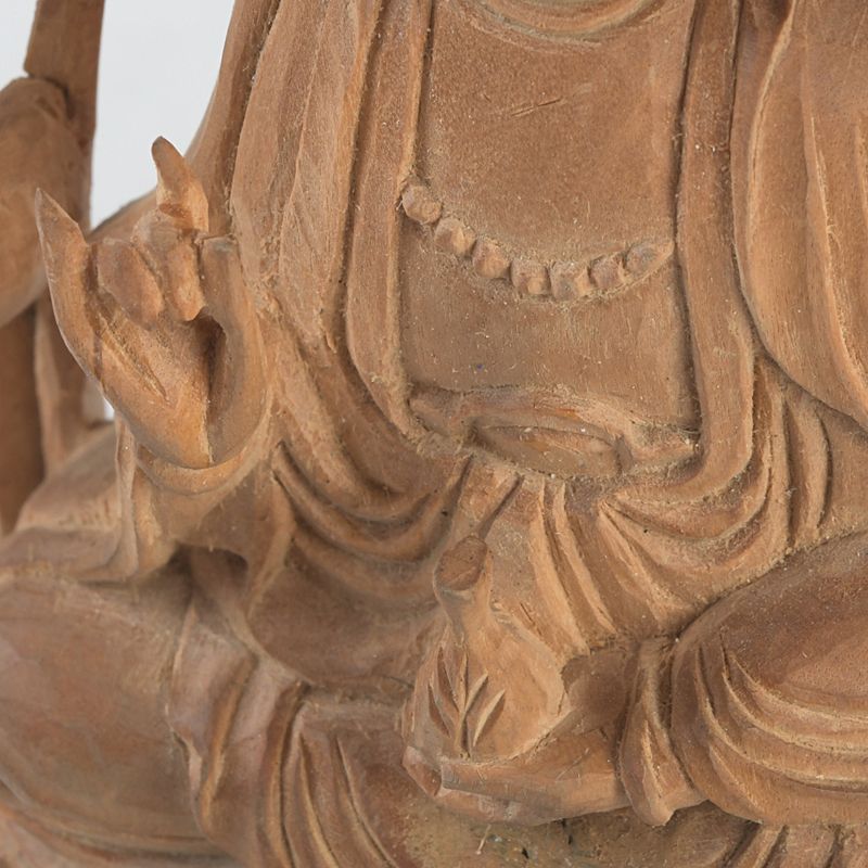 仏教美術 香木 白檀彫刻 観音菩薩像 仏像 置物 C S414 - メルカリ