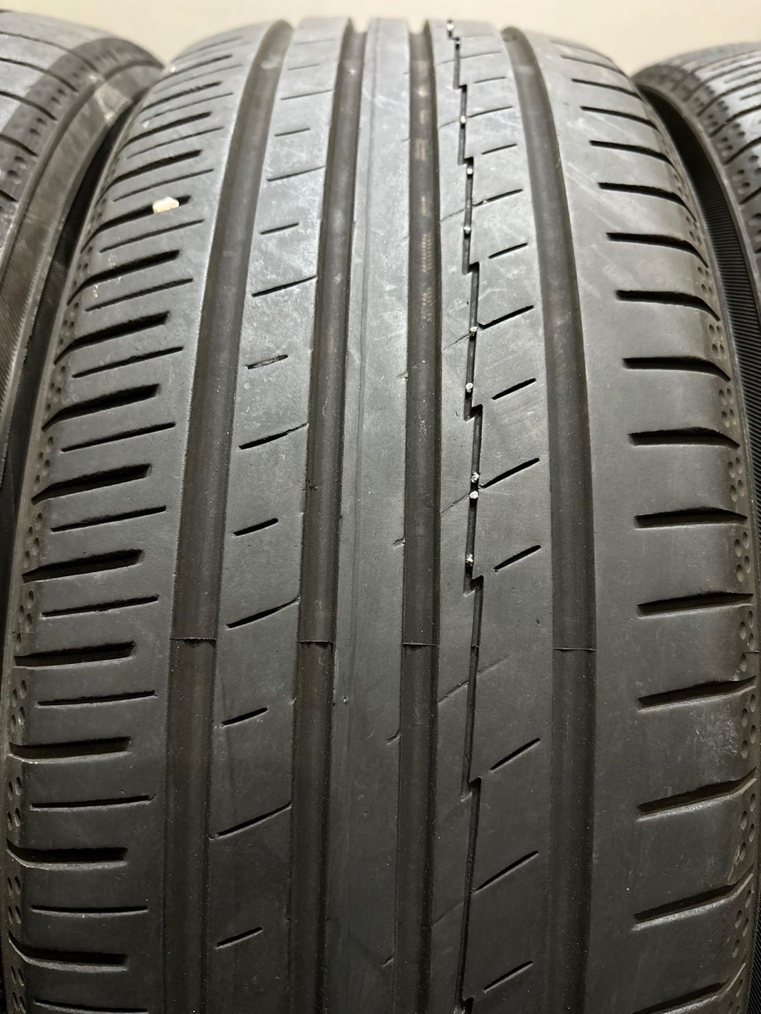 夏タイヤ サマータイヤ