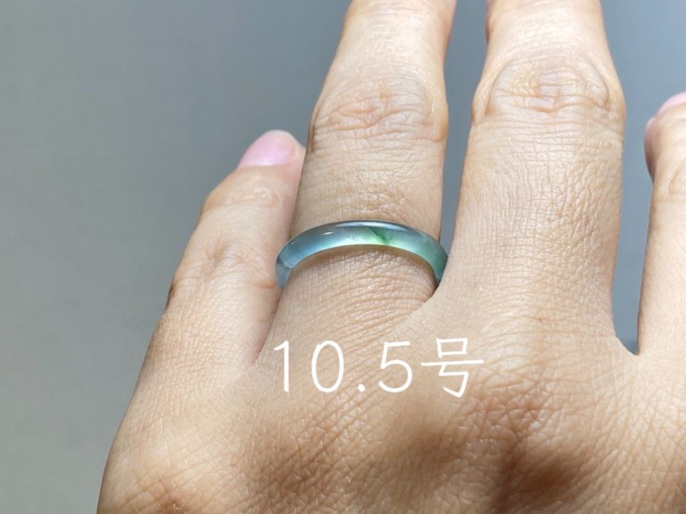 L15-89 高氷種 薄水緑 10.5号 グアテマラ産 A貨 本翡翠 くりぬき