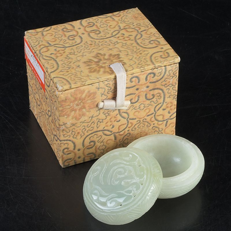 中国 玉石岫玉彫刻 透かし彫 香合 蓋物 箱付 N S416 - メルカリ