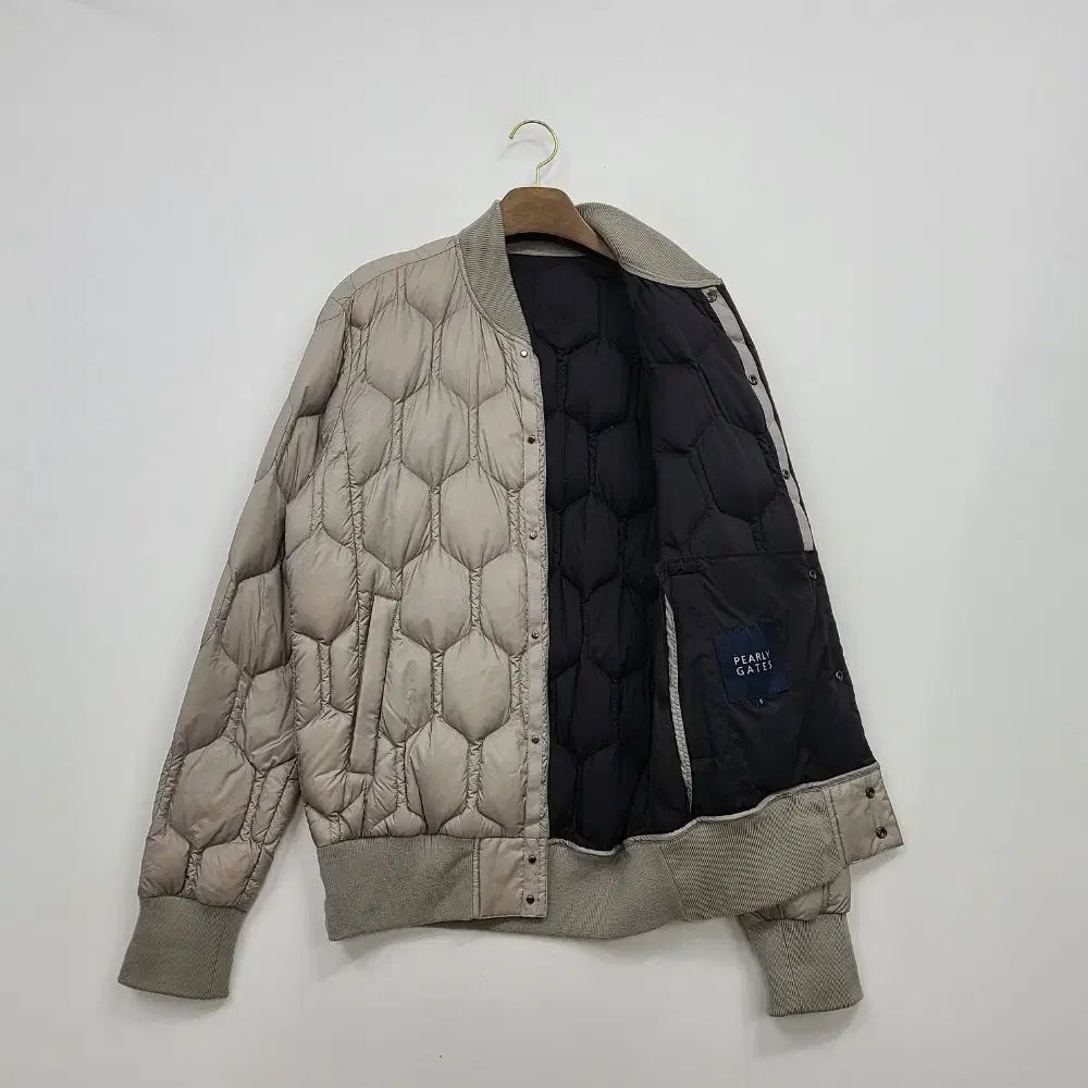 パーリーゲイツ/5/男/軽量ダウンジャケット/アリス/1526 - メルカリ