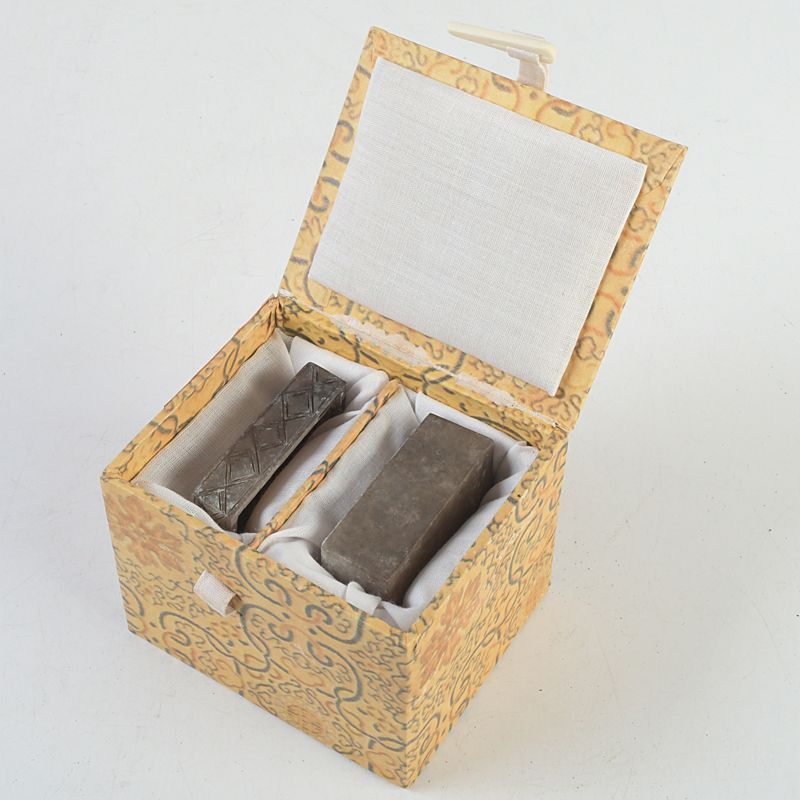 中国 蜜蝋彫刻 透かし彫喜字 香合 蓋物 箱付 N S418 - メルカリ