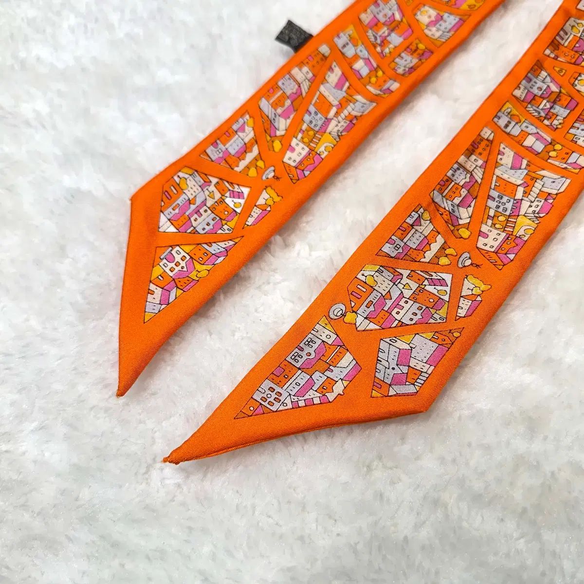 エルメス ツイリー スカーフ オレンジ - メルカリ