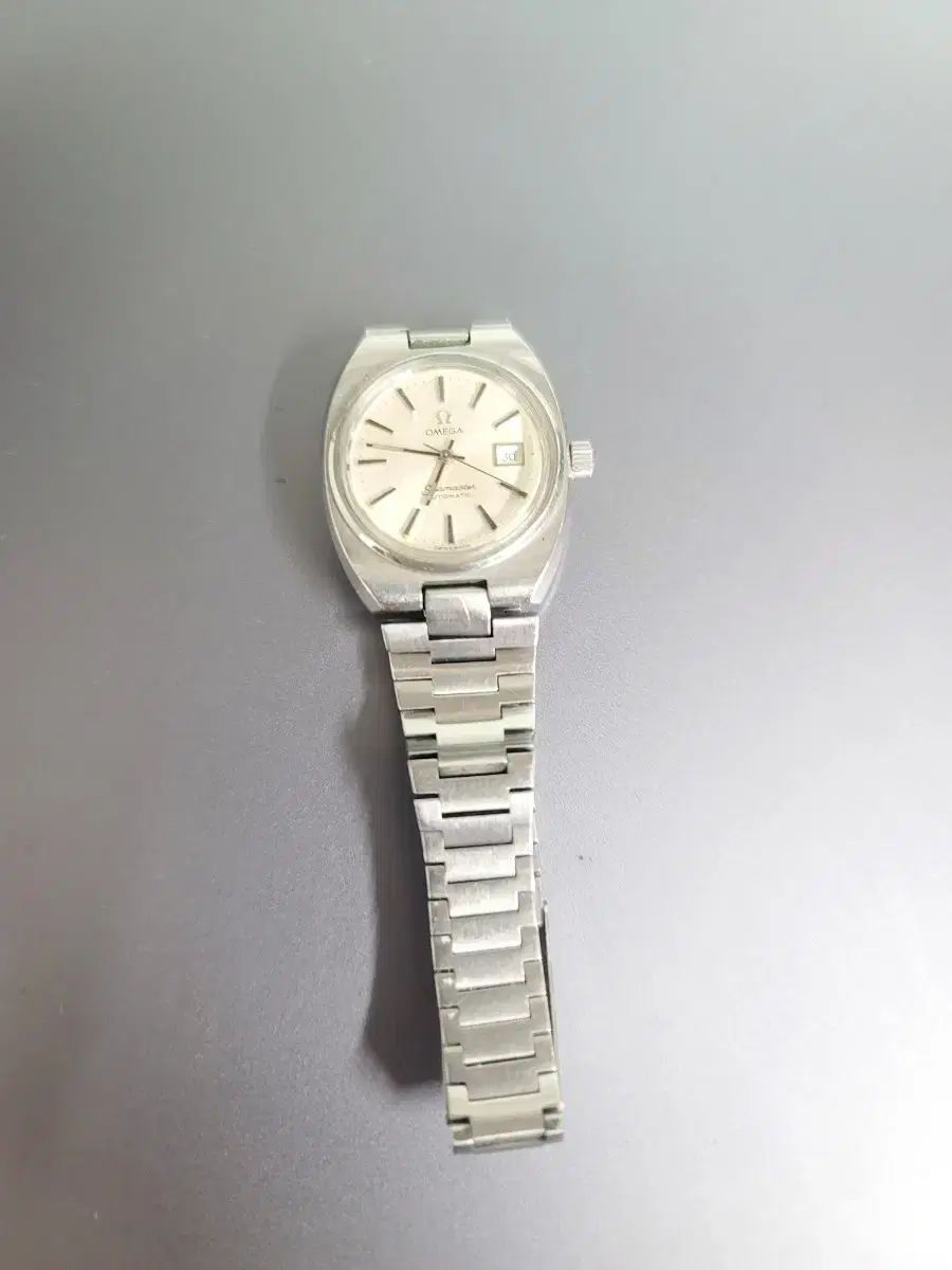 オメガ レディース 28 mm オートマチック