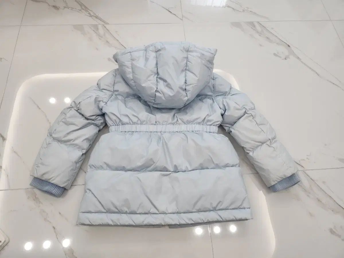  バーバリー キッズ ライトブルー ダウン コート 6 Y その他 ジャケット ブルゾン