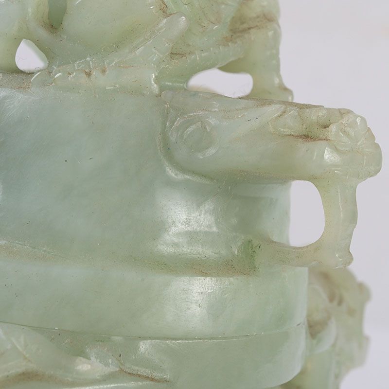 中国 玉石岫玉彫刻 雙耳活環 龍鈕蓋爐 三足香炉 唐木台付 C S423