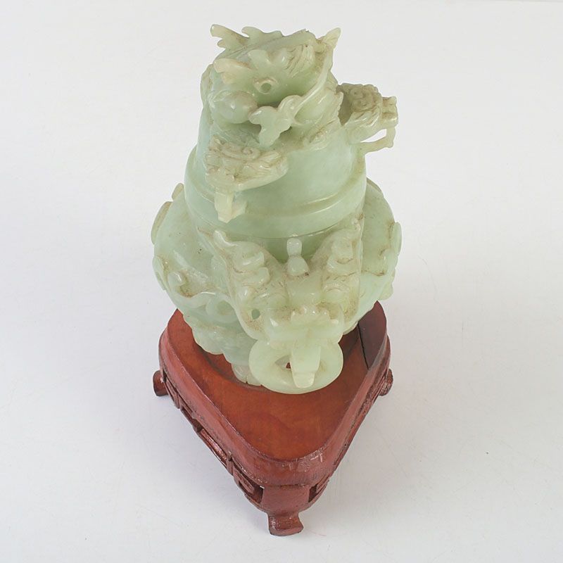 中国 玉石岫玉彫刻 雙耳活環 龍鈕蓋爐 三足香炉 唐木台付 C S423