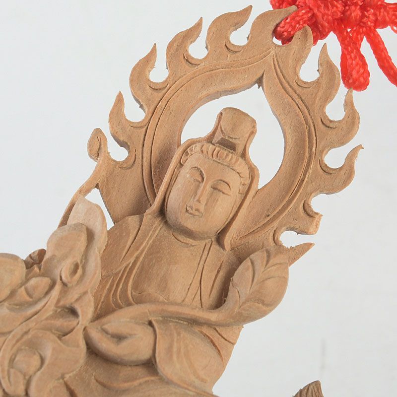 仏教美術 香木 白檀彫刻 神獣乗り観音菩薩像 仏像 根付 置物 N S425