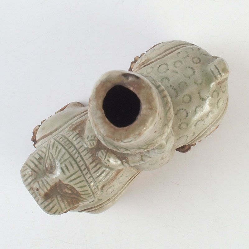 中国　龍泉窯　青磁　神獣人物花入　花器　N　5432 中国 龍泉窯 青磁 神獣人物花入 花器 N S426 - メルカリ