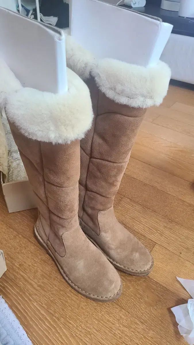 アメリカ UGG アグ オーバ～ サマンサ ロングブーツ 230