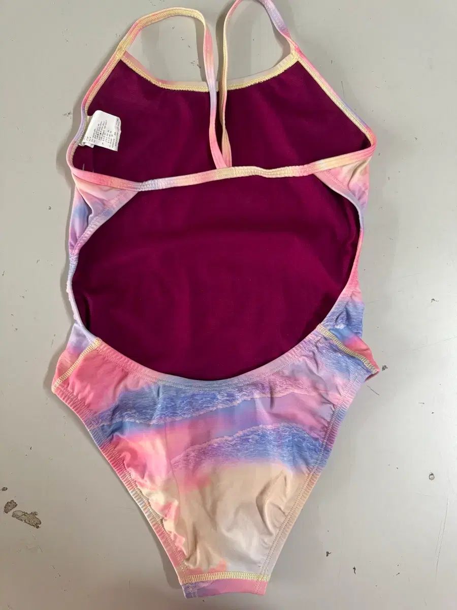 ナイキ ビフォーサンセット カットアウト 28