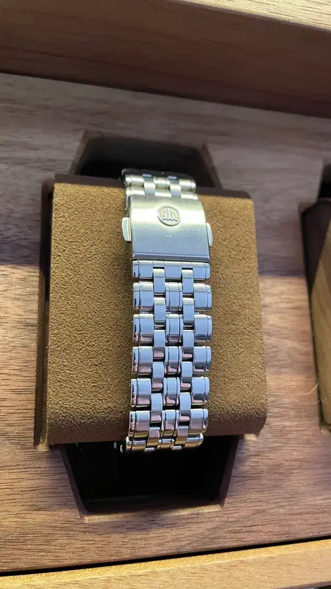 クレドール 時計 8 J 81 6 B 70