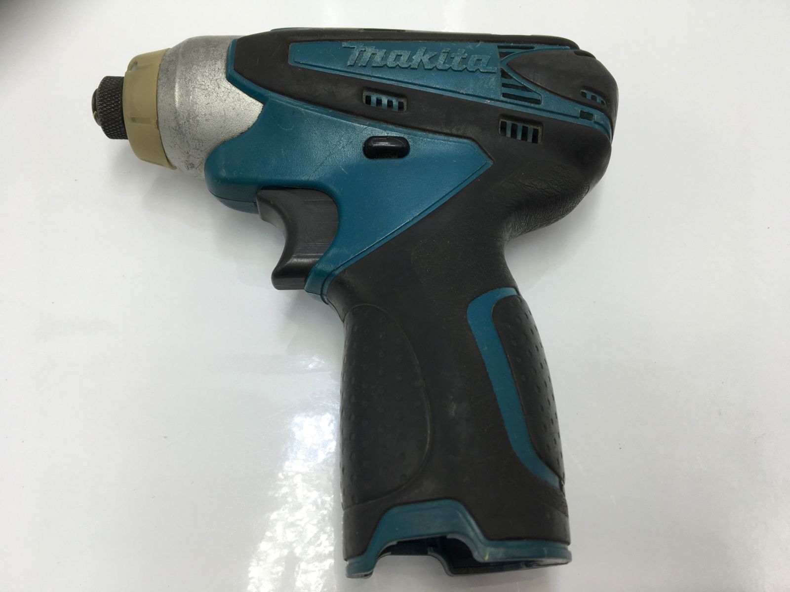 品 Makita マキタ 10.8 v充電式インパクトドライバ TD 090 DZ 充電器 バッテリー セット エコツー M 02