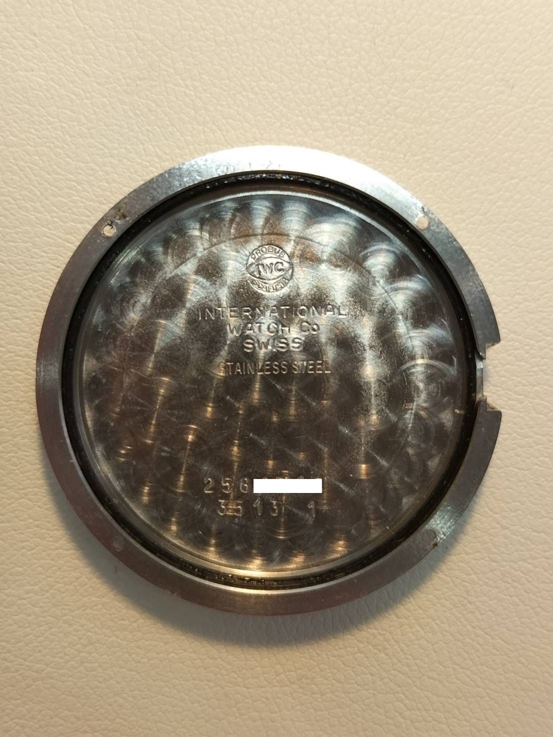 アイダブリュシー