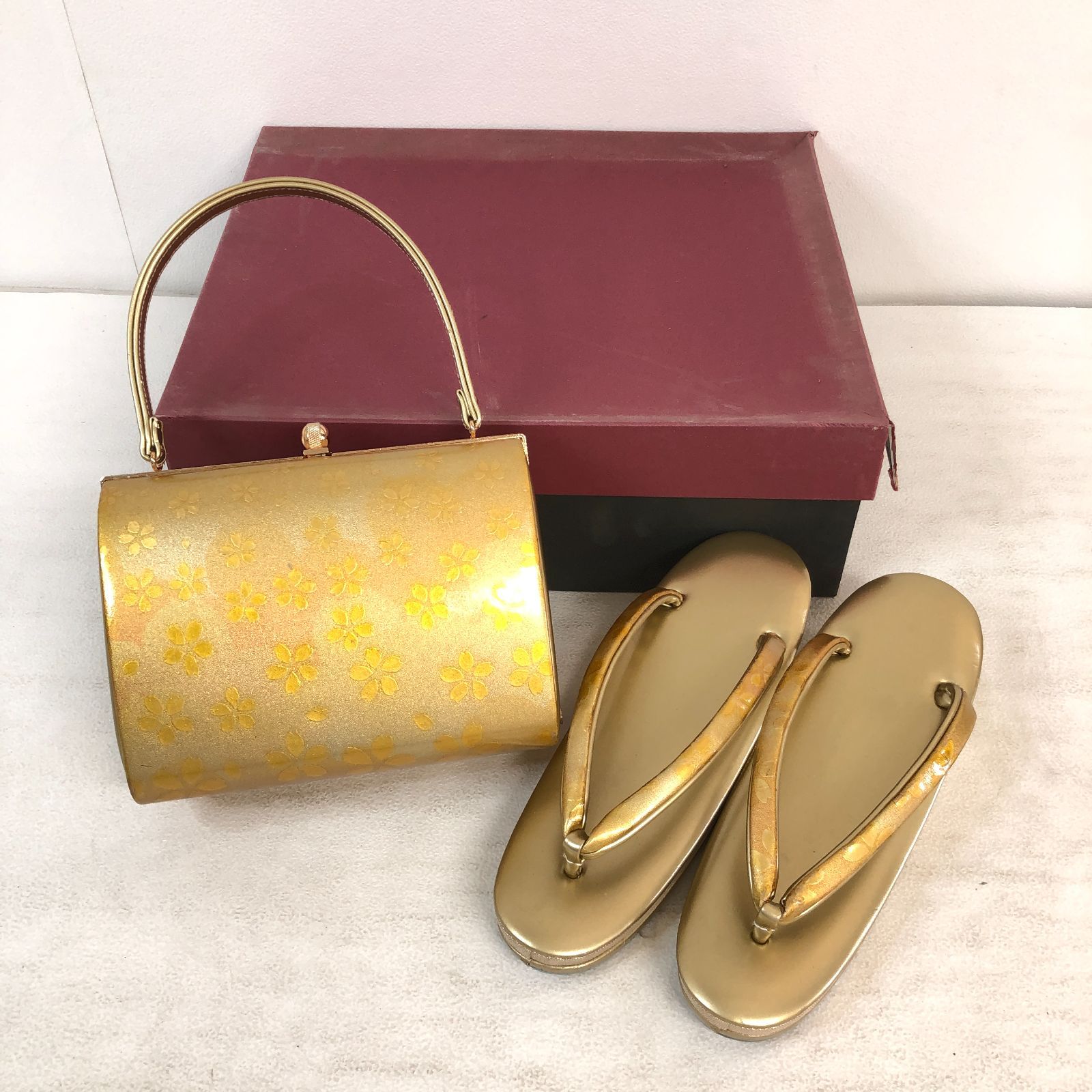 良品】草履 バッグ セット ゴールド 金 桜柄 23cm M相当 振袖 成人式