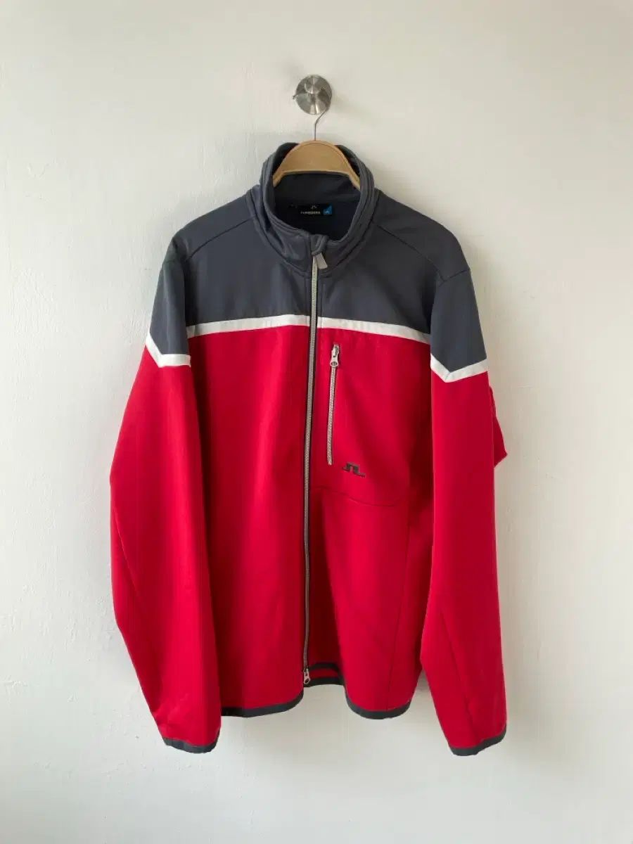 J.LINDEBERG 裏起毛 ジップアップジャケット　M 着用1回美品 J.LINDEBERG 起毛 ツーウェイ ジップアップ ジャケット XL 103 - メルカリ