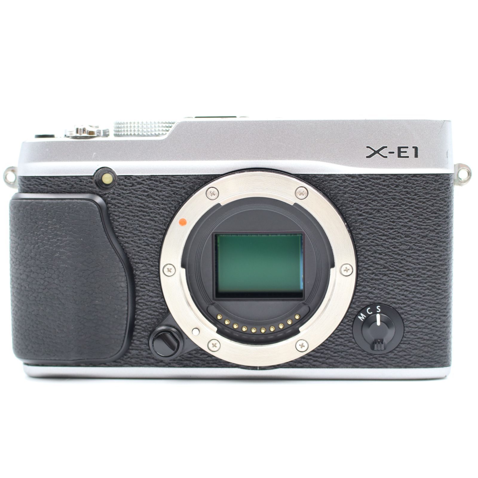 上品 X E 1 ボディ シルバー ミラーレス一眼レフカメラ 富士フィルム