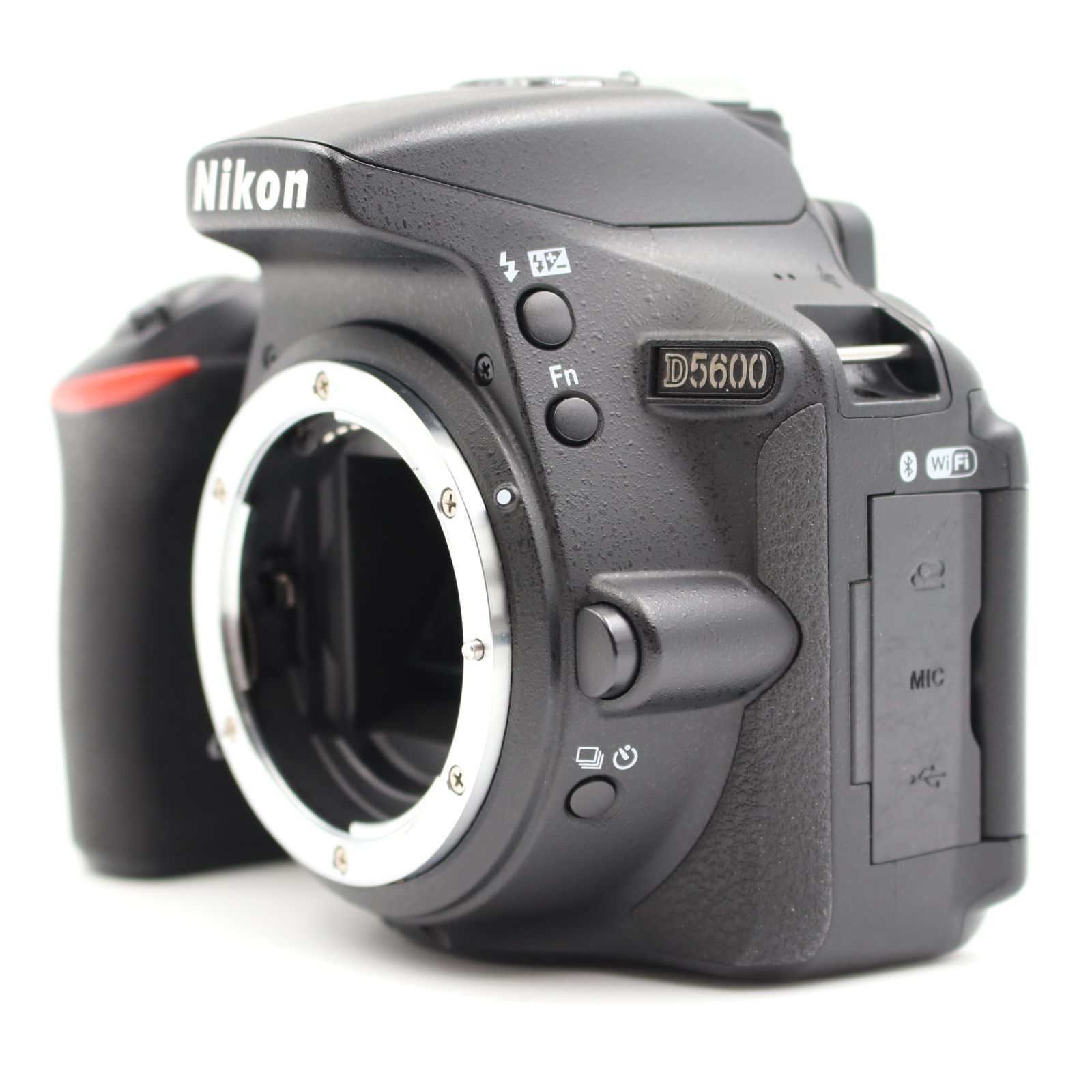 □シャッター数11670枚！極上品□ Nikon D5600 ボディ ブラック