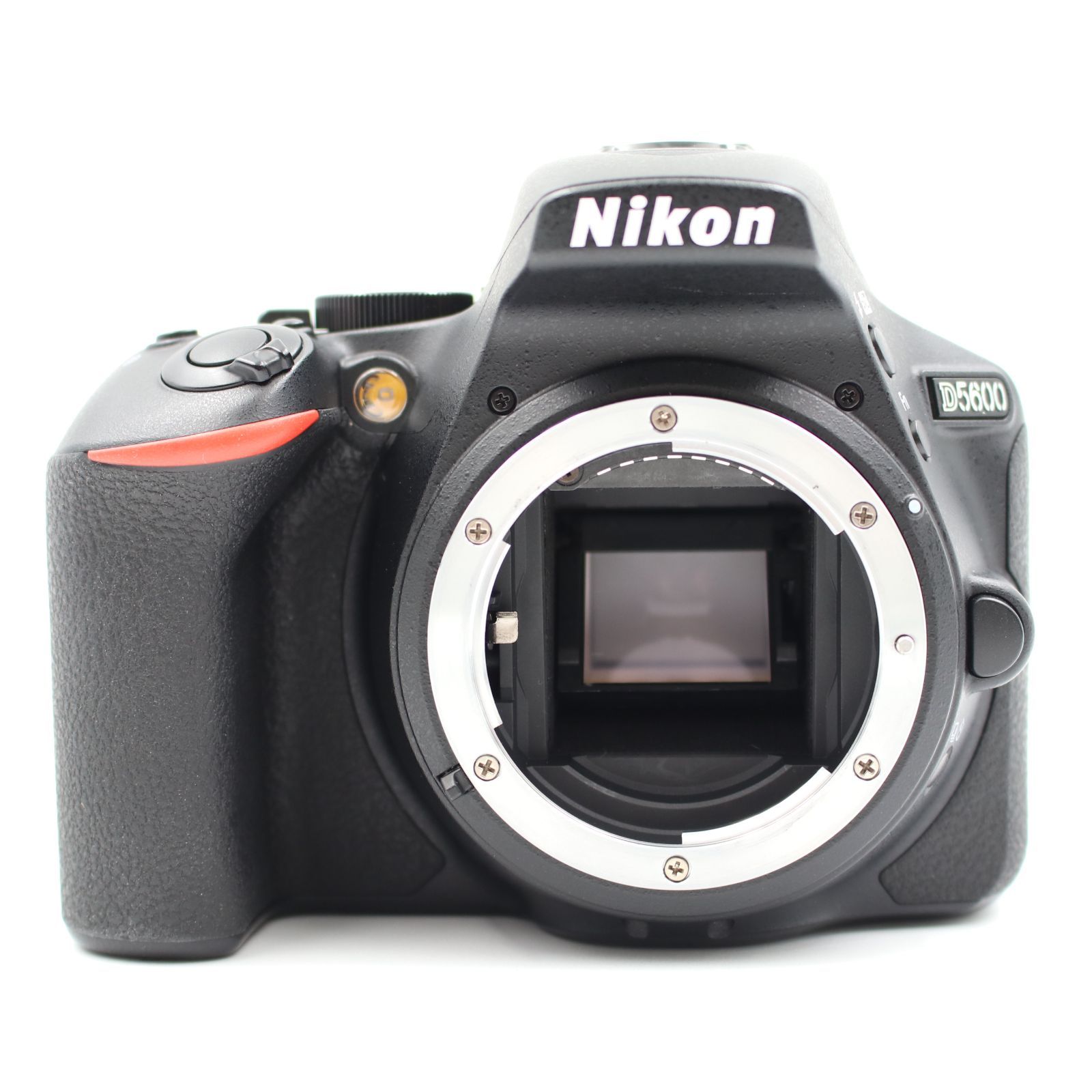 新品級◆Nikon D5600 ボディ◆シャッター回数4600回のみ♪2794 新品級◇Nikon D5600 ボディ◇シャッター回数4600回のみ♪2794 新品級
