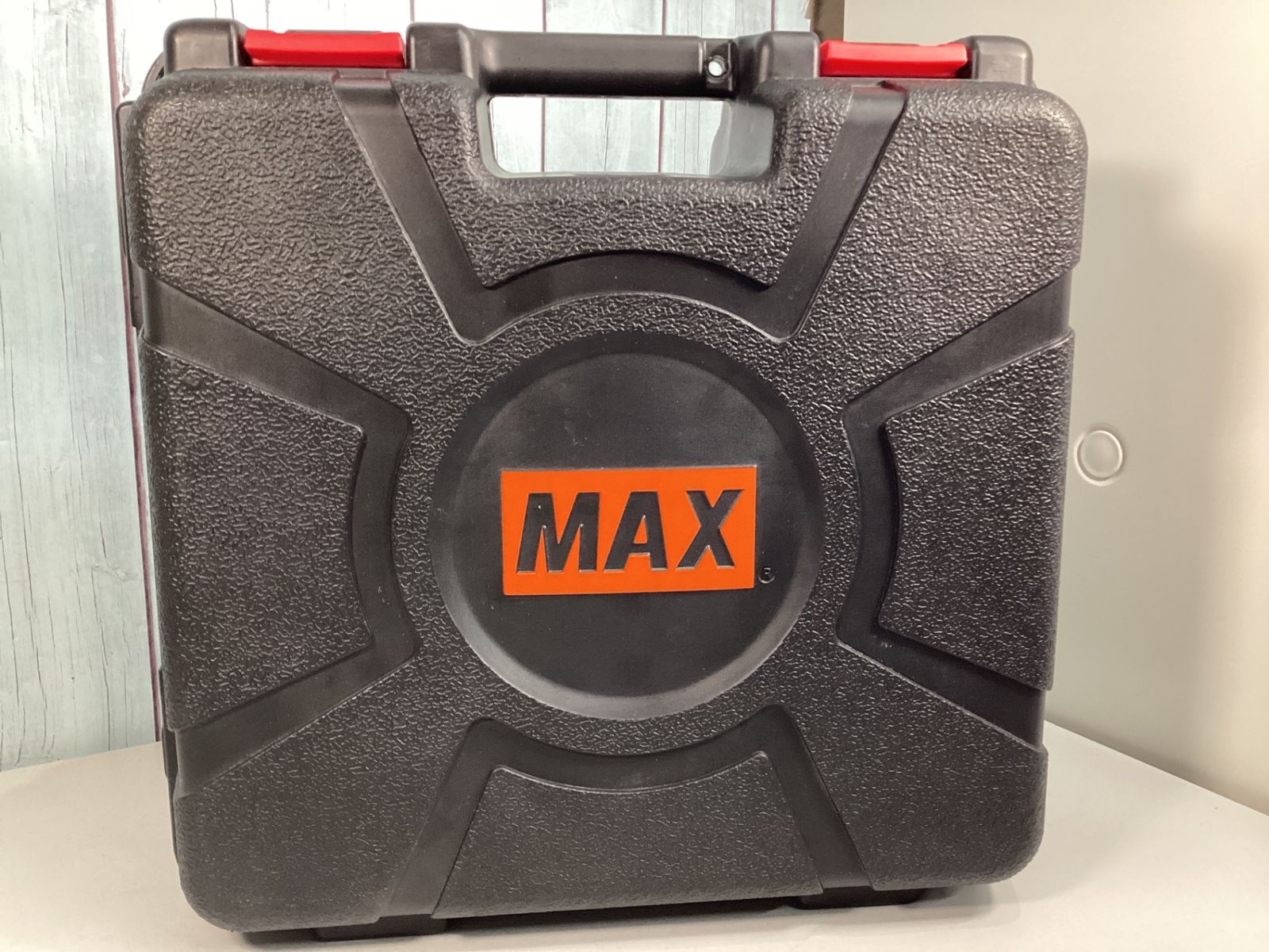 MAX 高圧エア釘打ち機