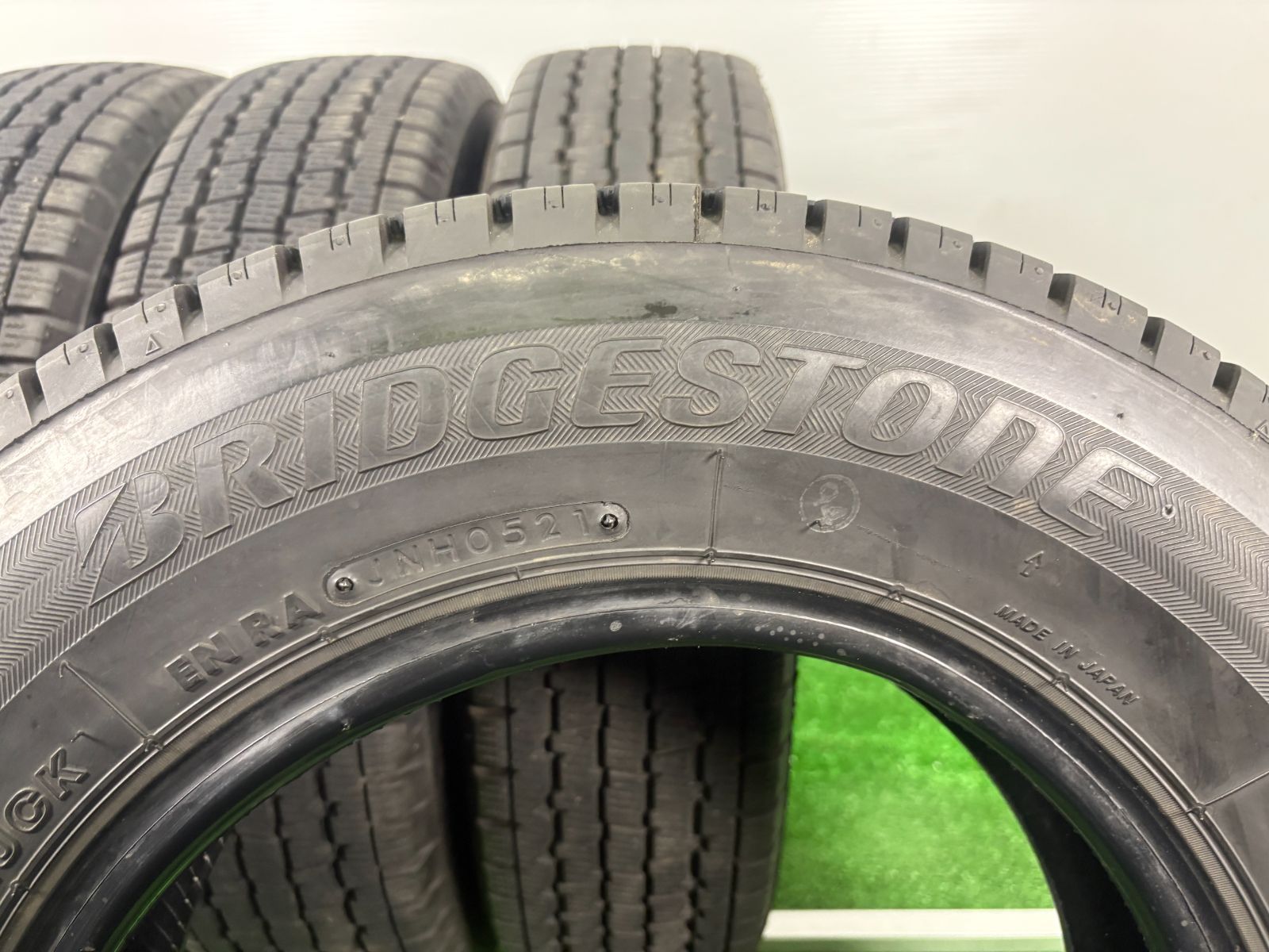 スタッドレス TA