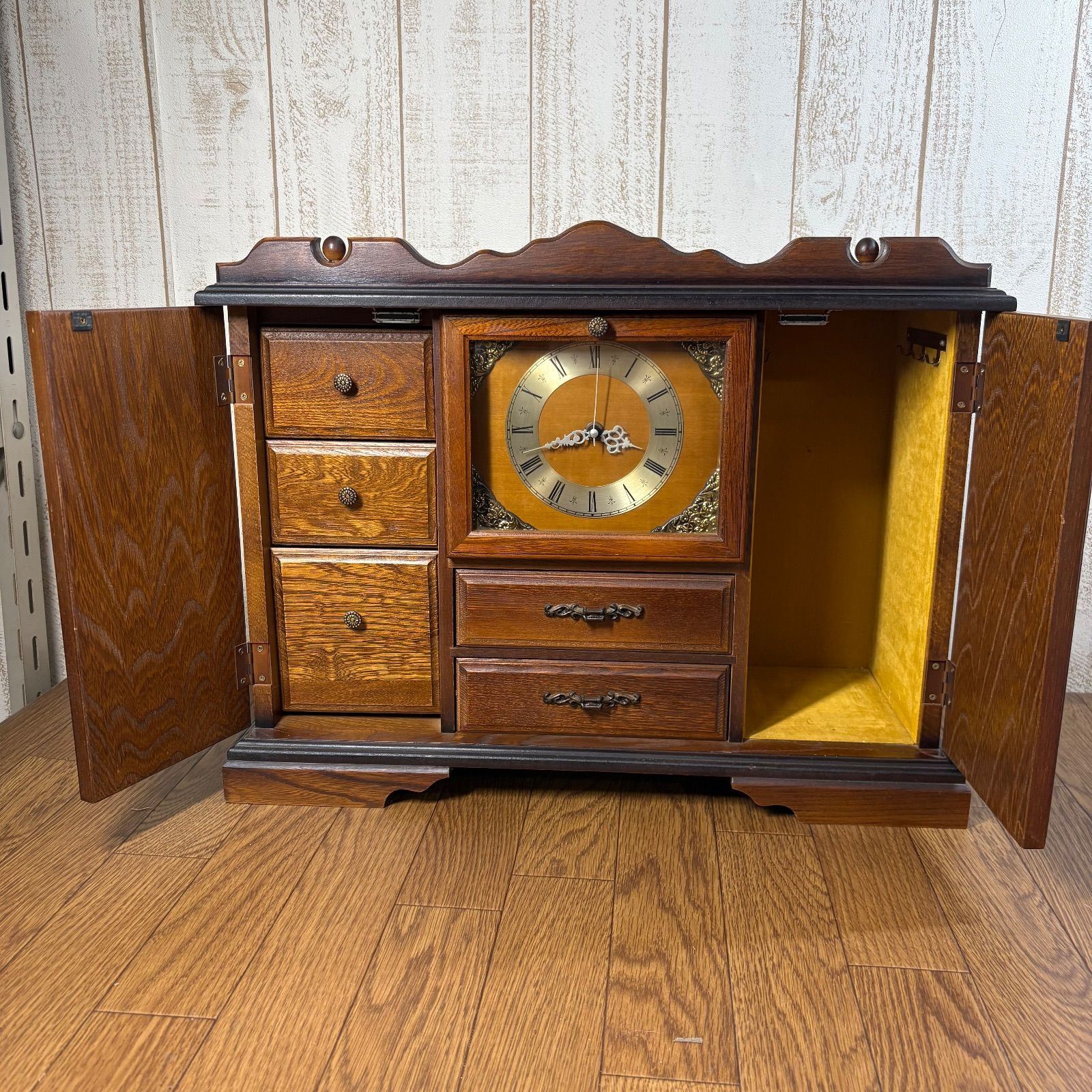 アンティーク木製ジュエリーボックス時計付き 昭和レトロ 開戸式置時計