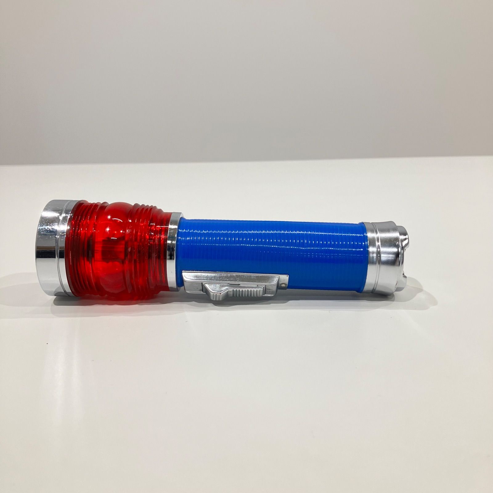 【貴重品昭和57】レトロ　警察防犯グッズ、ナショナル懐中電灯、national National ナショナル 懐中電灯 松下電工 昭和レトロ 【送料無料