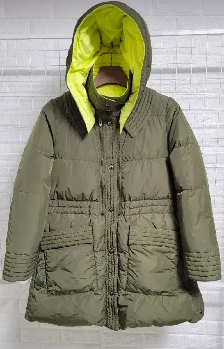 ベネトン ダウン