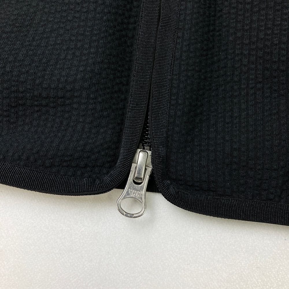 フード付き長袖ジャケット