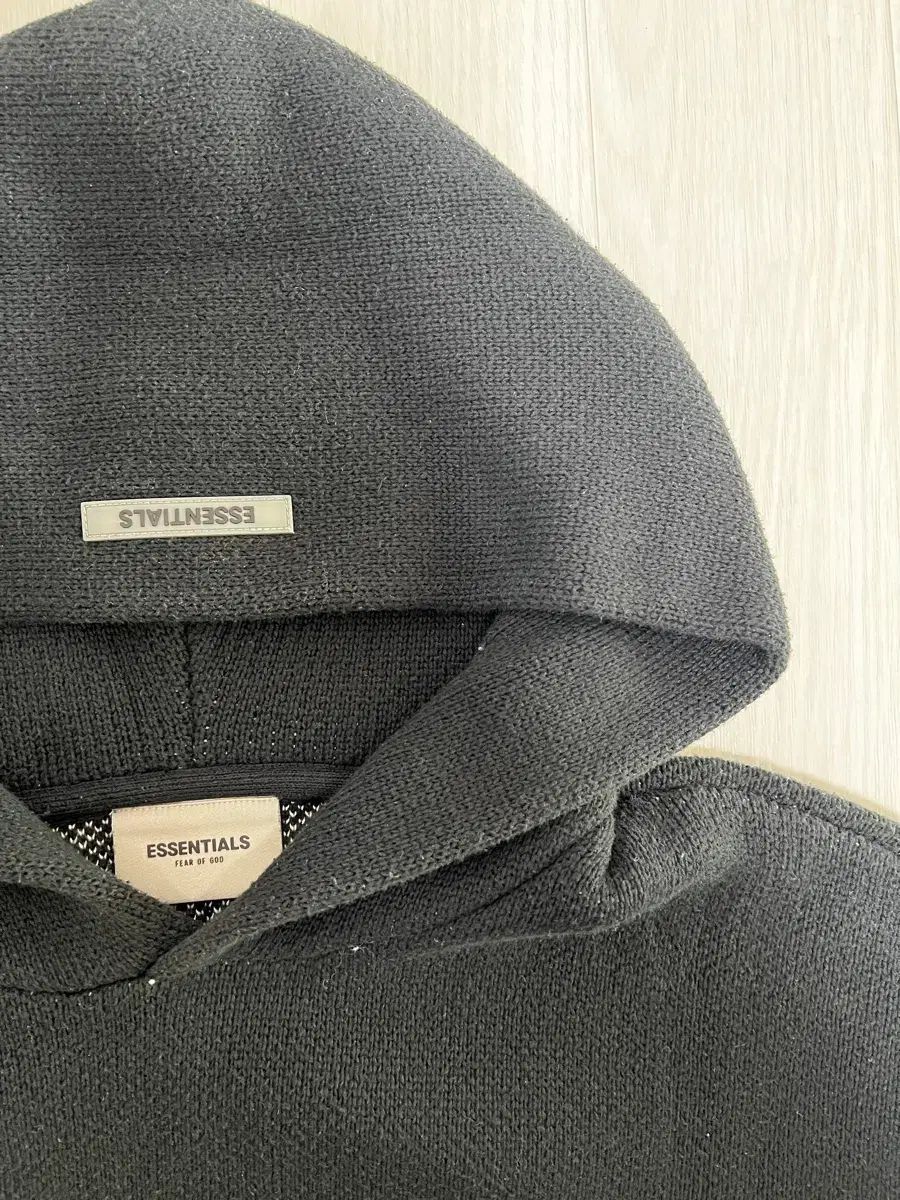 タニ essentials ニット Lサイズ Essentials ロゴ ニット WHO L 【公式通販】