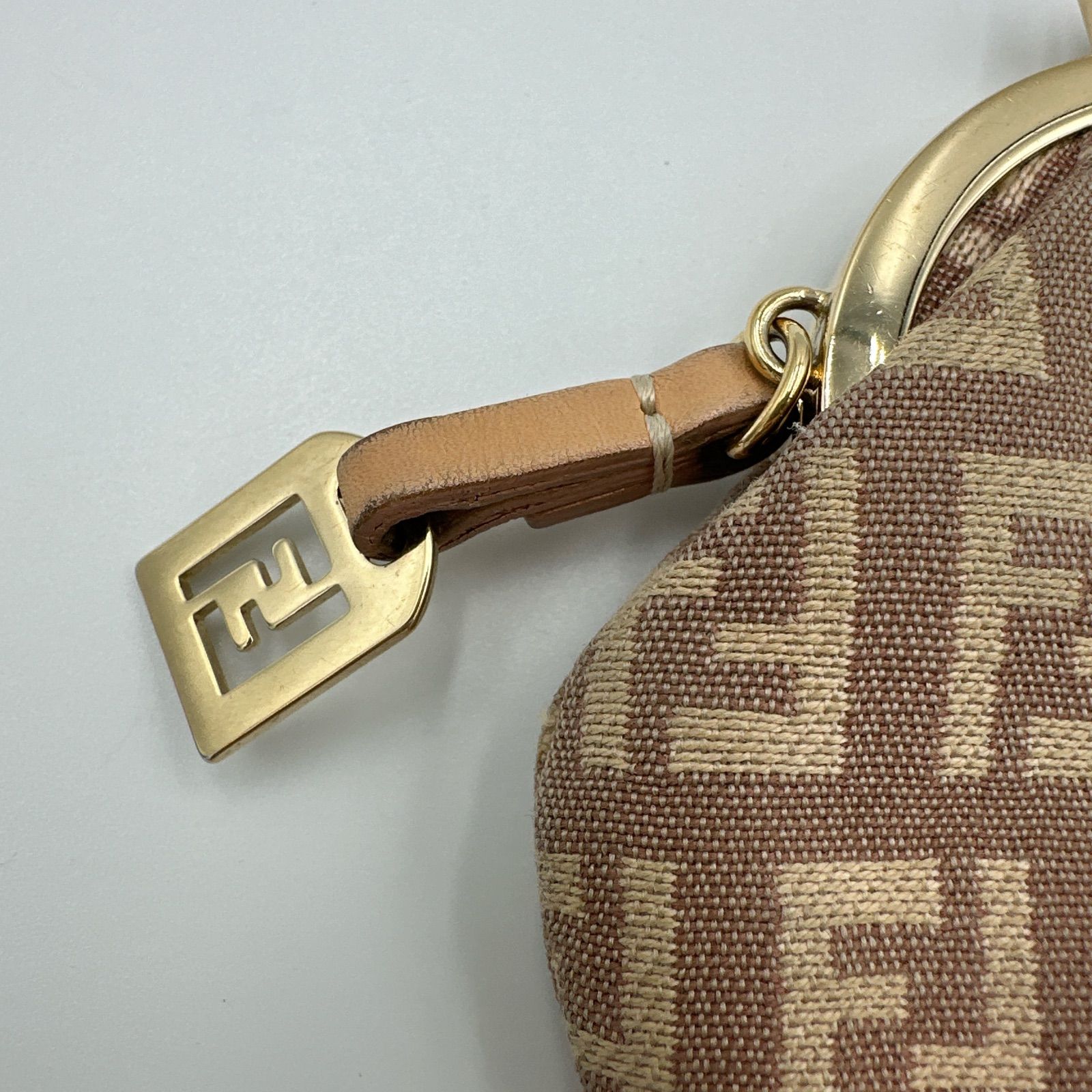 ▪️【訳あり】FENDI フェンディ ズッカ柄 がま口 コインケース 小銭