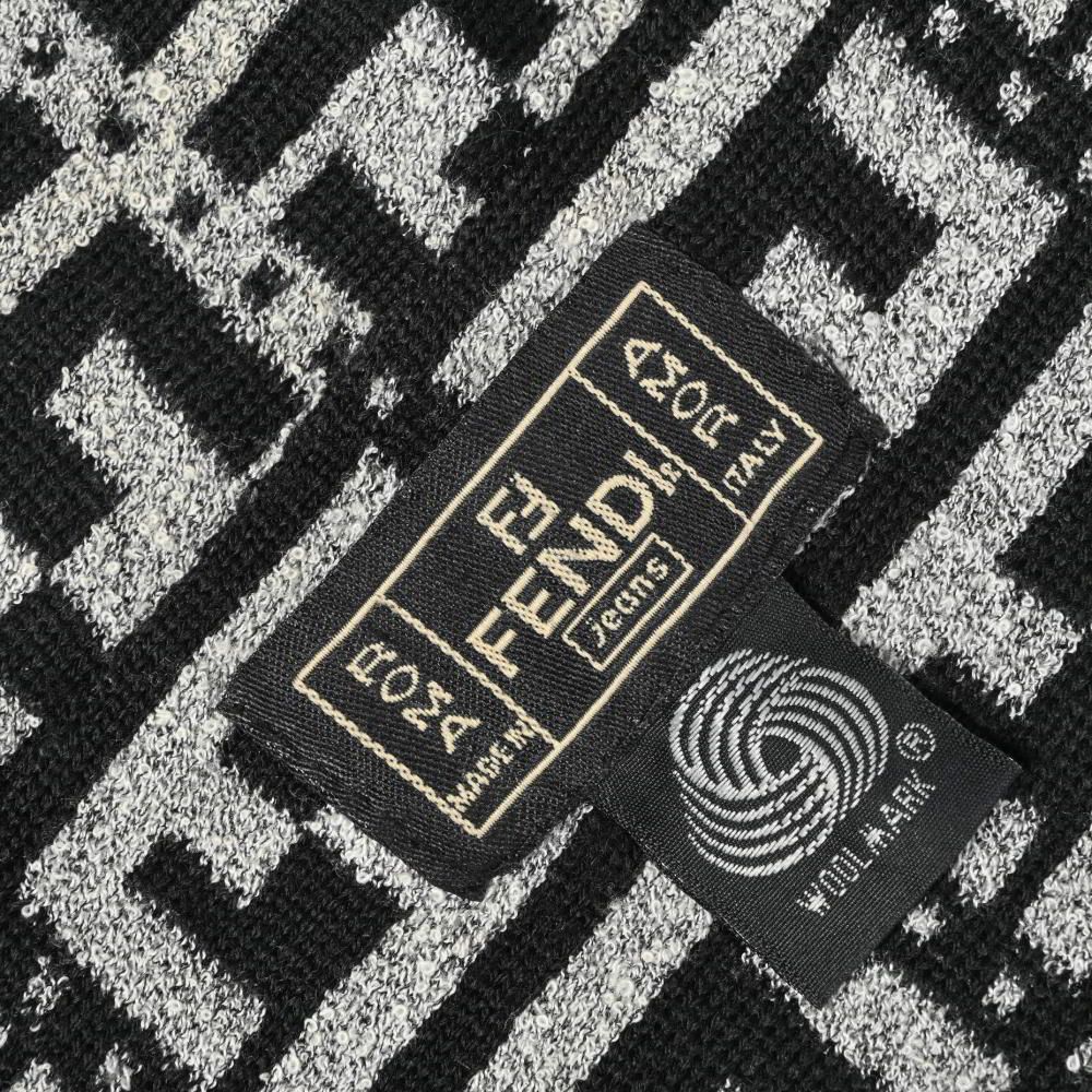FENDI ヴィンテージ ズッカ柄 ウール マフラー - メルカリ