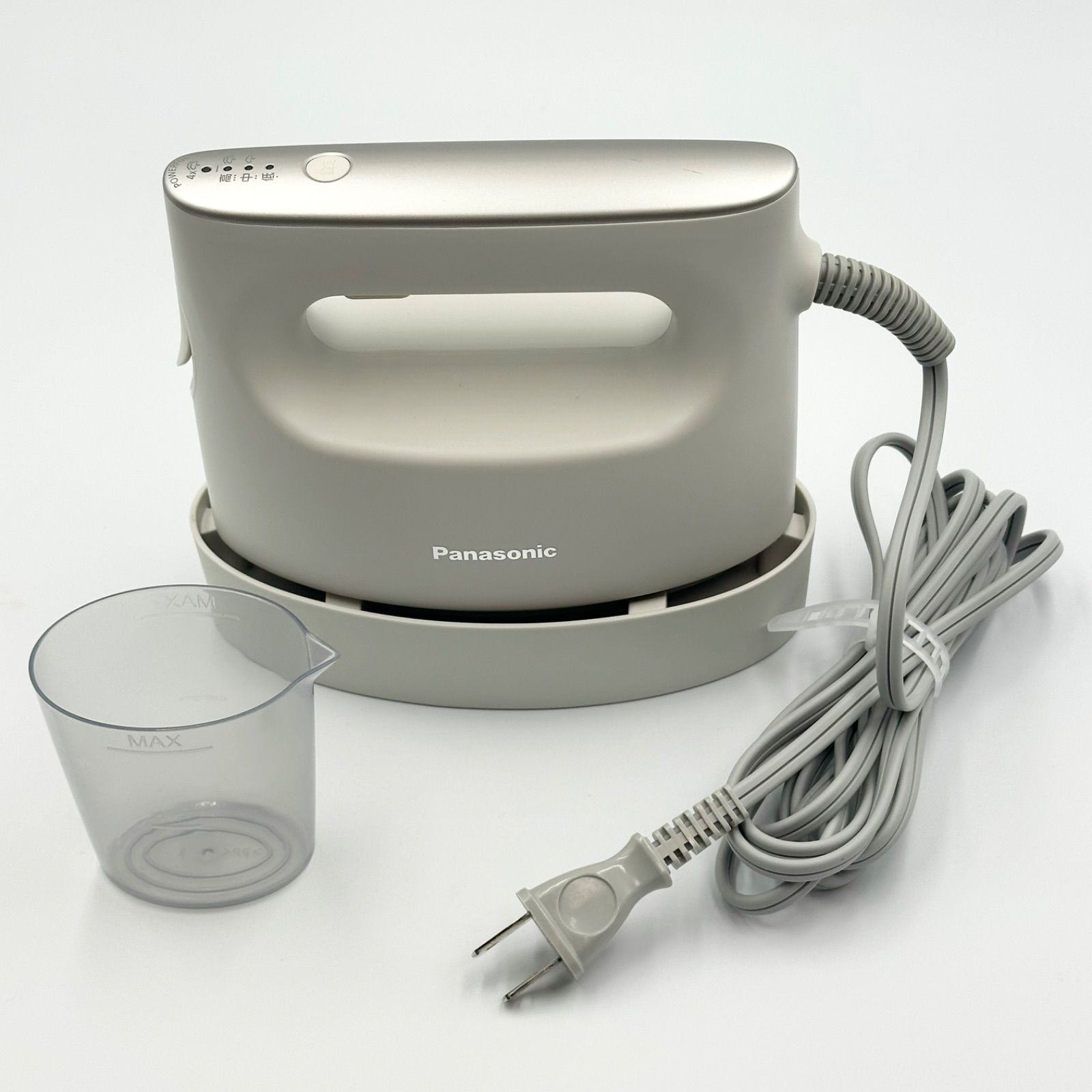 未使用に近い✨️】Panasonic パナソニック 衣類スチーマー NI-FS780