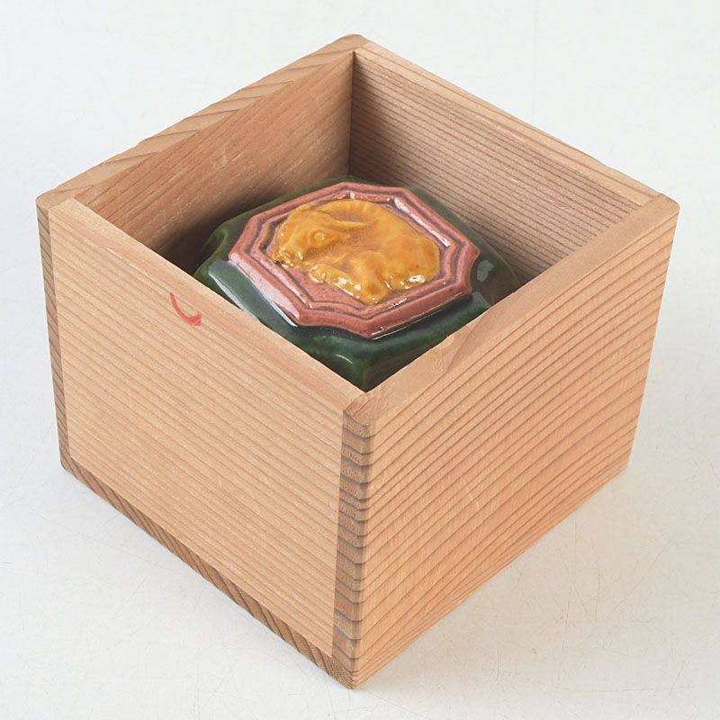 茶道具 川崎和楽造 楽台牛香合 共箱 C 4342 茶道具 川崎和楽造 楽台牛