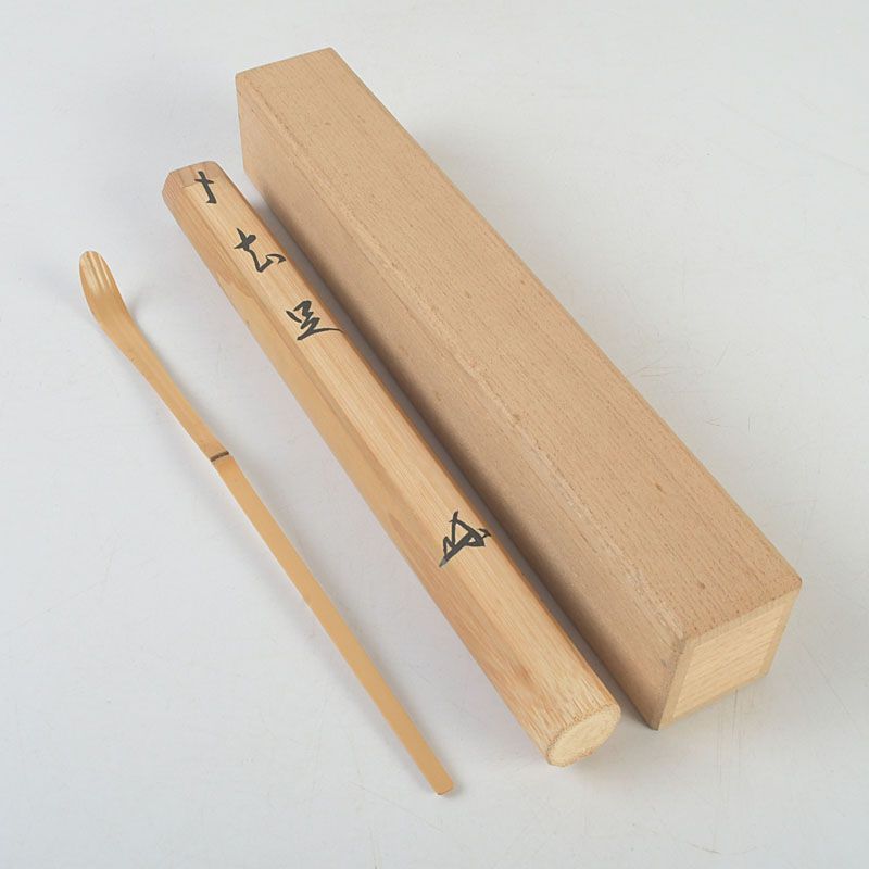 茶道具 喜撰作 茶杓 銘「知足」 紫野 長谷川寛州書付 共筒共箱 C S449