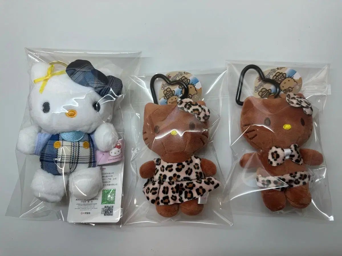 ハローキティ ぬいぐるみ キーホルダー 新品 ハローキティ プレミアム