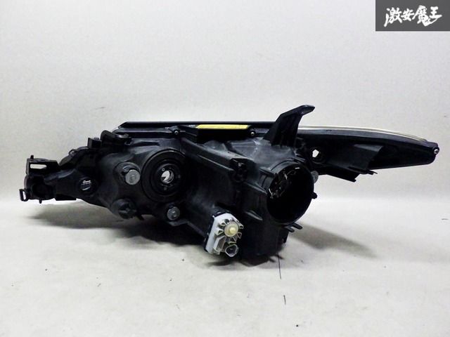 破損無し！】トヨタ純正 AHR20W エスティマハイブリッド 後期 ヘッド