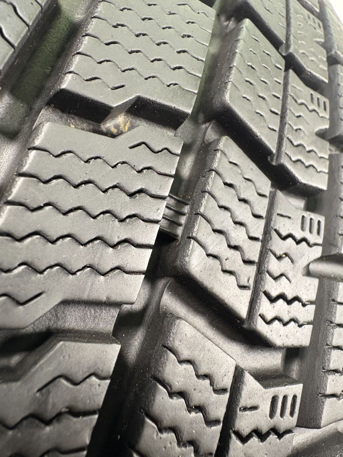 スタッドレス TA