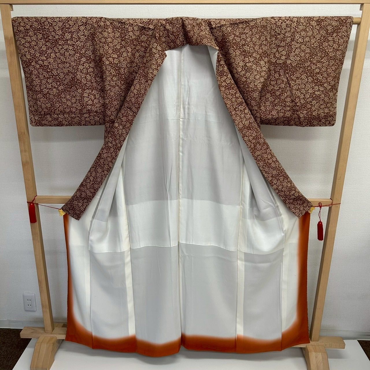 小紋 花唐草 裄66 上品な染め 正絹 着物 MK-1842 - メルカリ