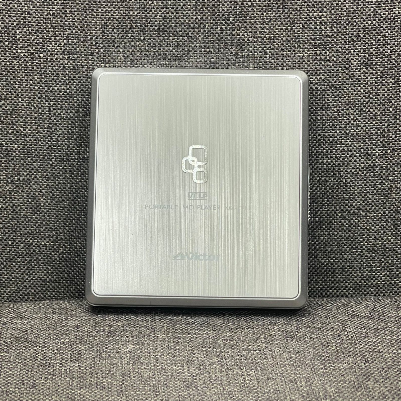 NPA】ジャンク Victor ビクター ポータブルMDプレーヤー XM-C11 - メルカリ