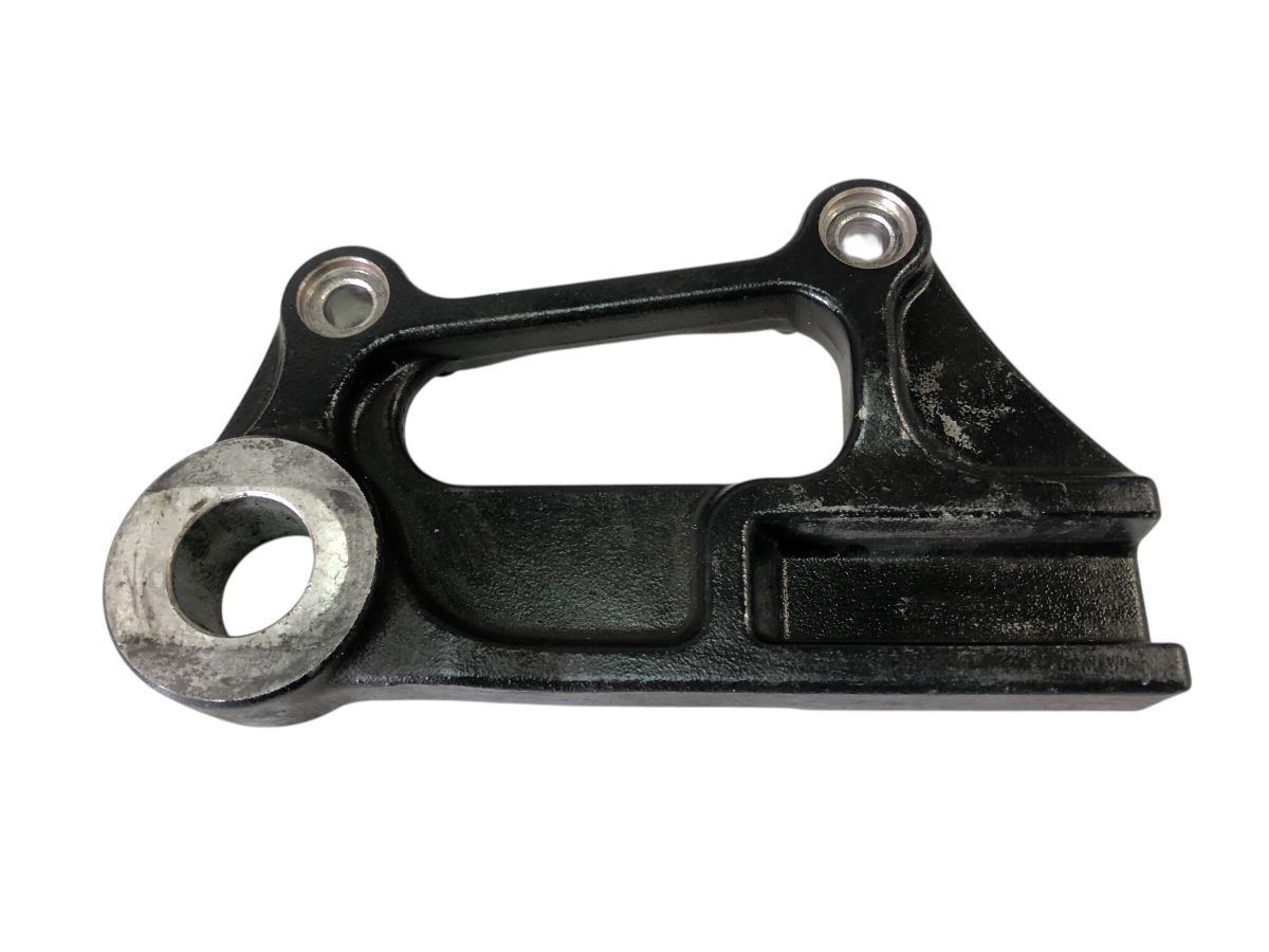 専用ページになります Kawasaki ZX-10R ZXT00D 06-07 リアキャリパーサポート 破損無し 補修