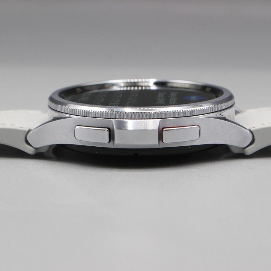  SAMSUNG Galaxy Watch 6 Classic 47 mm SM シルバー スマートウォッチ サムスン ギャラクシーウォッチ クラシック 本体 その他スマートウォッチ本体 スマートウォッチ ウェアラブル